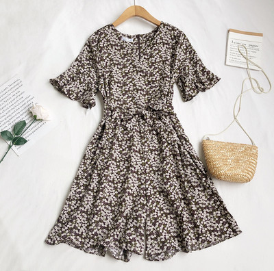 Ženski moderni kombinezon sa cvjetnim uzorkom i špic izrezom