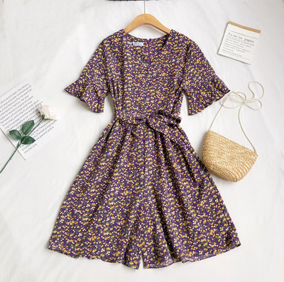 Ženski moderni kombinezon sa cvjetnim uzorkom i špic izrezom