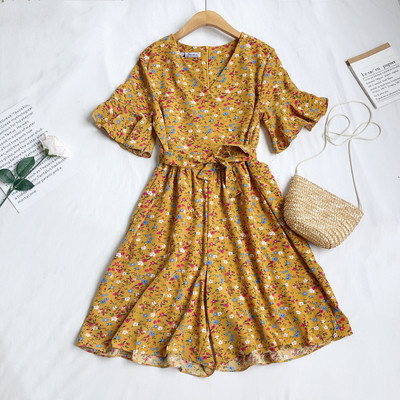 Ženski moderni kombinezon sa cvjetnim uzorkom i špic izrezom