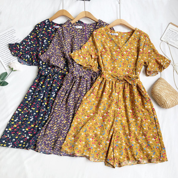 Ženski moderni kombinezon sa cvjetnim uzorkom i špic izrezom