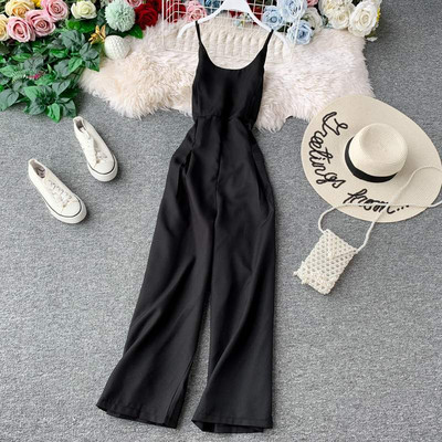 Novi model ženskog kombinezona na tanke naramenice i bustiere