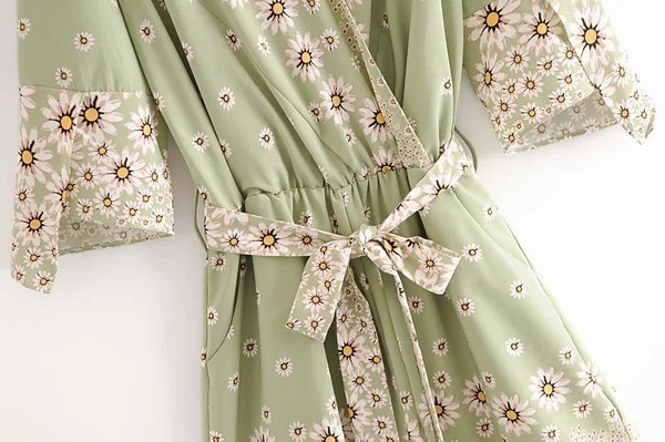 Salopetă largă de vară cu model floral