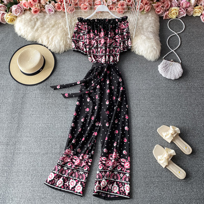 Salopetă de damă colorată cu legături în talie