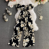 Dugi ženski kombinezon sa cvjetnim uzorkom i kratkim rukavima