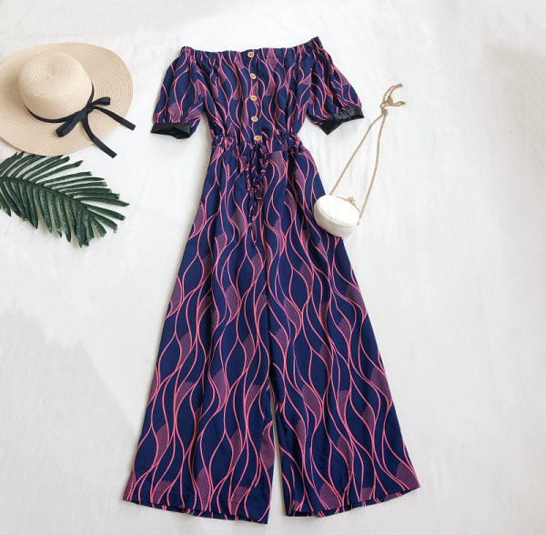 Salopeta lunga de dama cu nasturi si maneci scurte