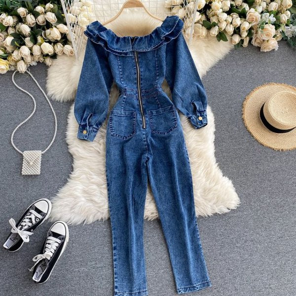 Salopetă casual de damă, cu decolteu barcă și mâneci lungi din denim