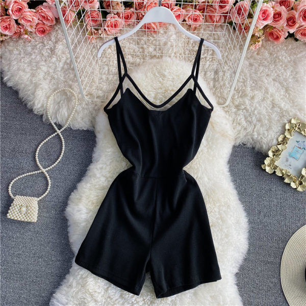 Salopeta scurta de dama cu bretele subtiri