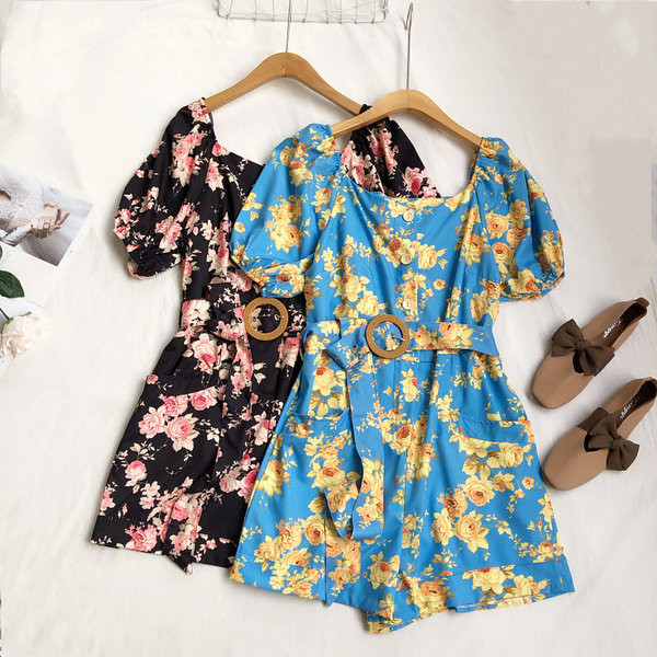 Salopetă modernă pentru femei, cu decolteu spitz și mâneci scurte