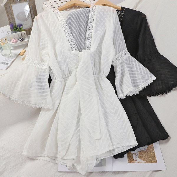 Salopeta de dama cu maneci scurte si cravate