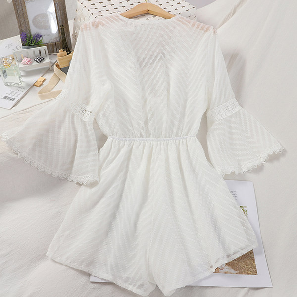 Salopeta de dama cu maneci scurte si cravate