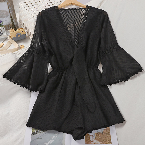 Salopeta de dama cu maneci scurte si cravate