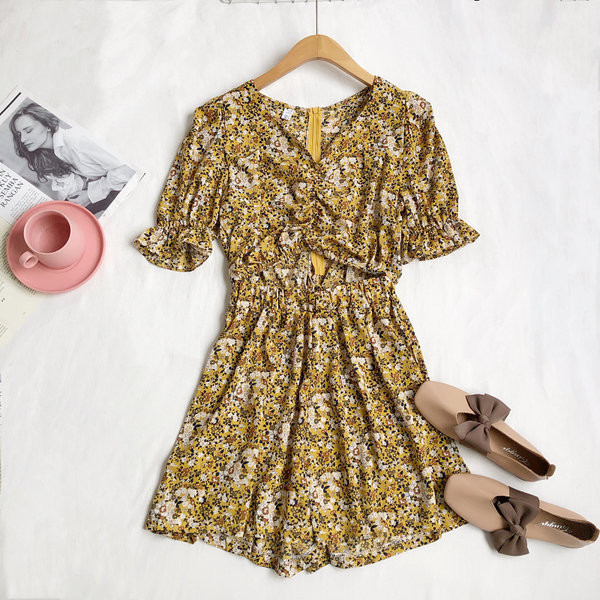 Salopeta scurta de dama cu fermoar pe spate