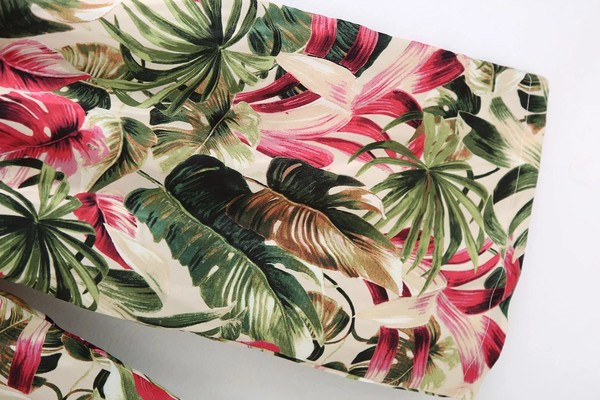 Salopetă lungă modernă cu model floral