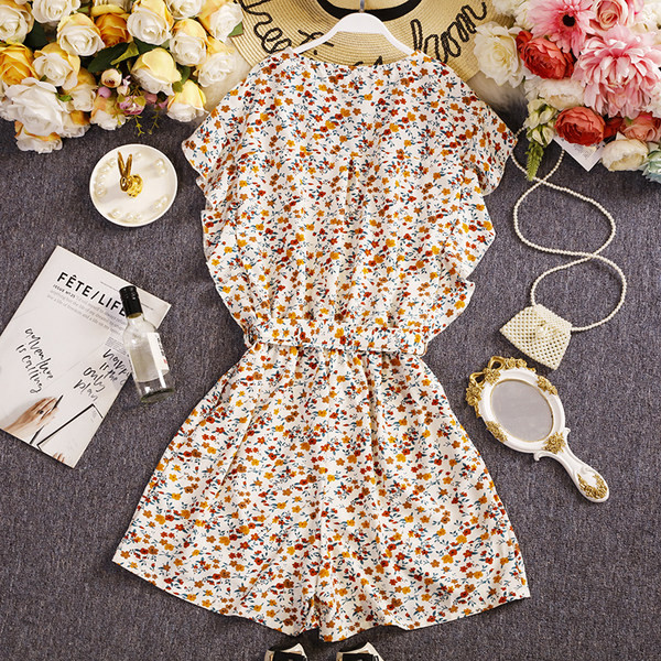 Salopeta scurta de dama cu model floral si curea