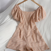 Salopetă scurtă de damă cu mâneci scurte