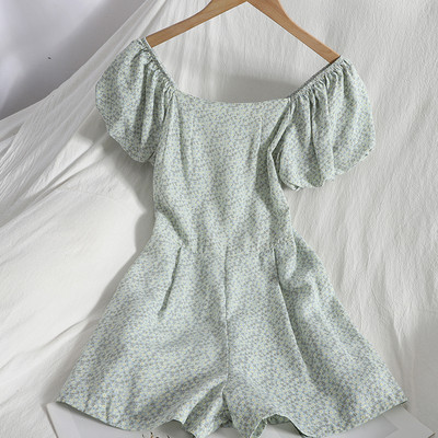 Salopetă scurtă de damă cu mâneci scurte