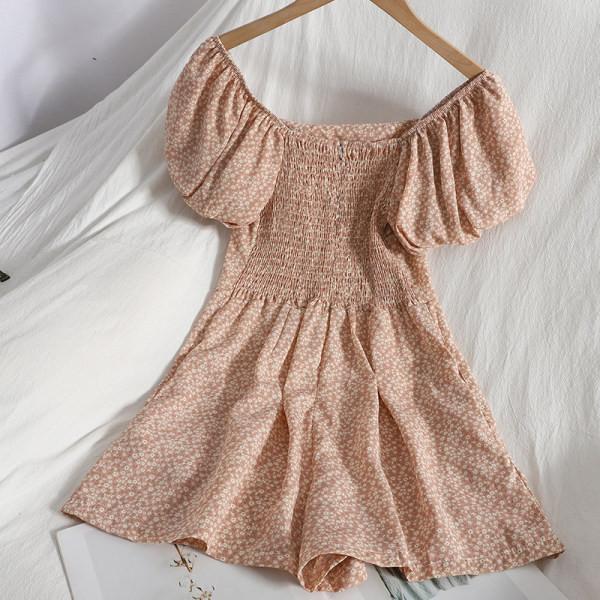 Salopetă scurtă de damă cu mâneci scurte