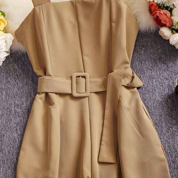 Salopeta lunga de dama cu centura in talie si bretele