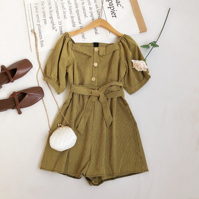 Salopeta scurta de dama cu centura si nasturi