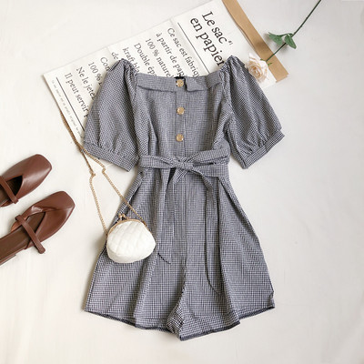 Salopeta scurta de dama cu centura si nasturi