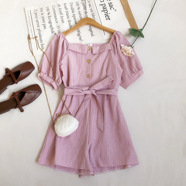 Salopeta scurta de dama cu centura si nasturi