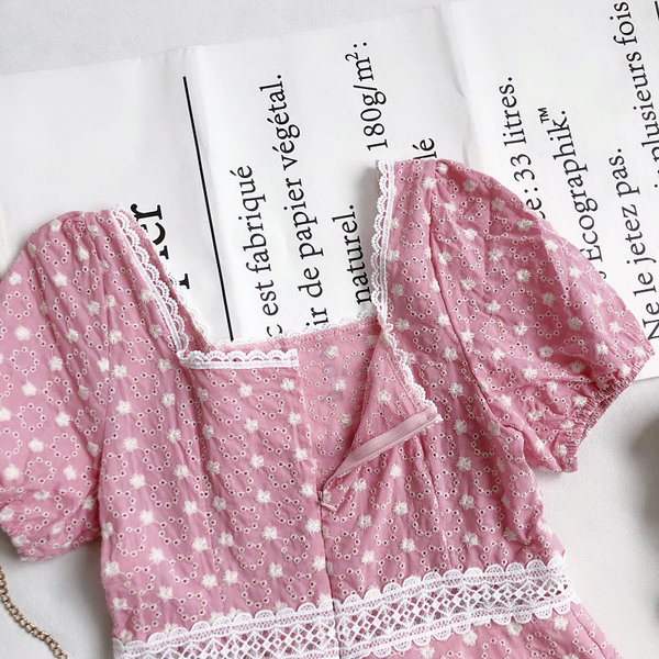 Salopeta scurta dama cu puncte in mai multe culori