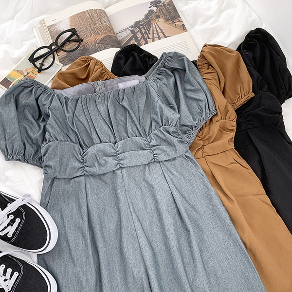 Salopetă casual de damă cu mâneci scurte