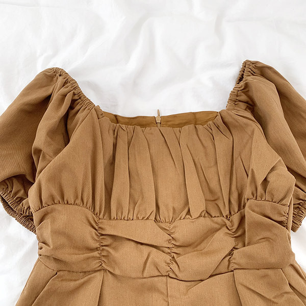 Salopetă casual de damă cu mâneci scurte