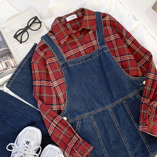 Ženski traper kombinezon sa džepovima