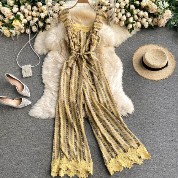 Salopeta de dama moderna cu curea si bucle in mai multe culori