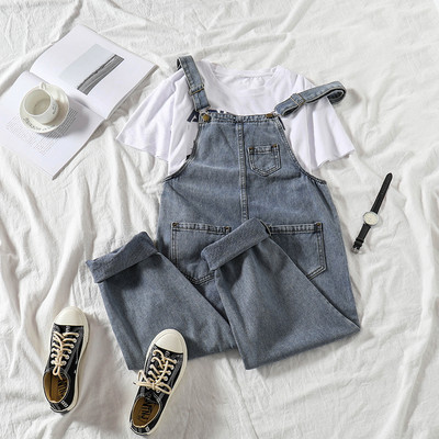 Salopeta de dama cu buzunare-denim