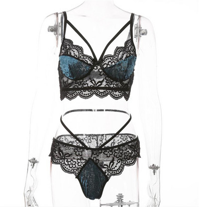 Κομψό γυναικείο σετ σουτιέν και στριγκ