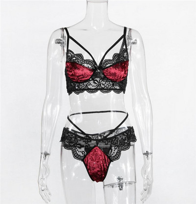 Κομψό γυναικείο σετ σουτιέν και στριγκ