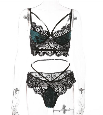 Κομψό γυναικείο σετ σουτιέν και στριγκ