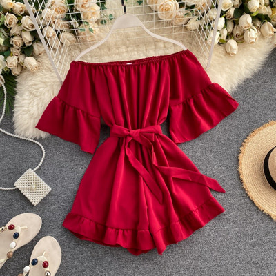 Μοντέρνες γυναικείες ολόσωμες φόρμες με λαιμόκοψη και μανίκια λωτού