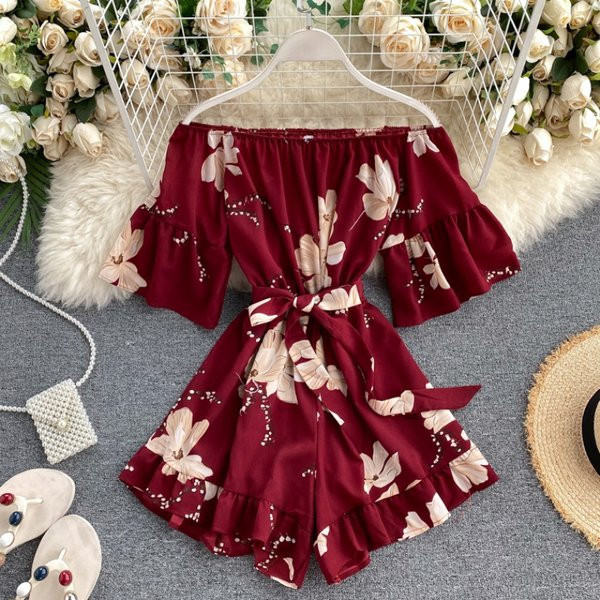 Μοντέρνες γυναικείες ολόσωμες φόρμες με λαιμόκοψη και μανίκια λωτού