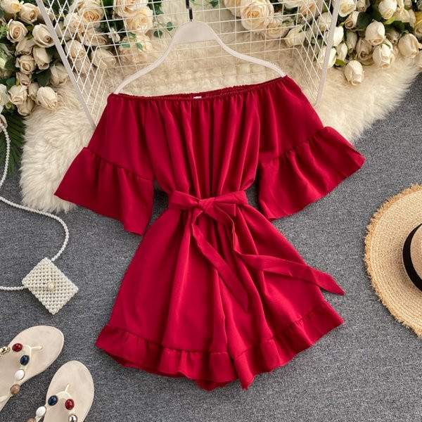 Μοντέρνες γυναικείες ολόσωμες φόρμες με λαιμόκοψη και μανίκια λωτού