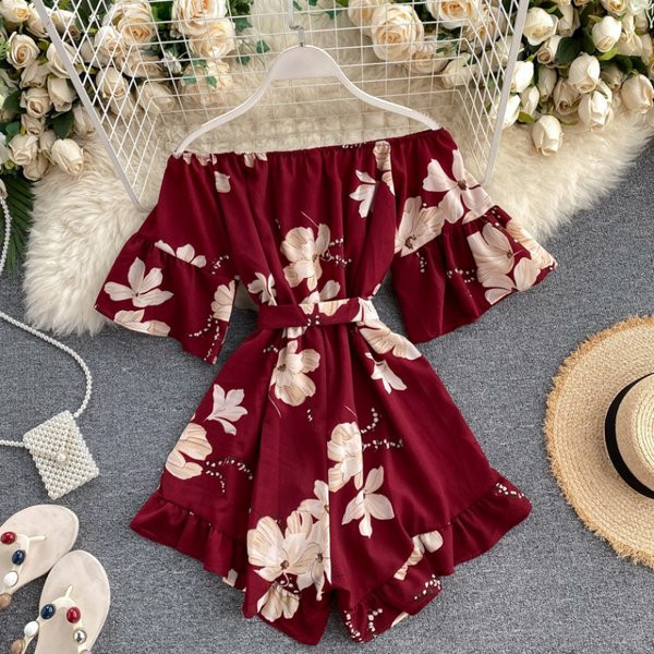 Μοντέρνες γυναικείες ολόσωμες φόρμες με λαιμόκοψη και μανίκια λωτού