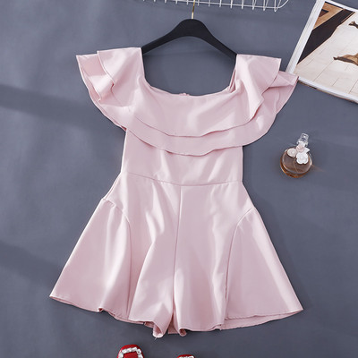 Μοντέρνες γυναικείες ολόσωμες φόρμες με βολάν και γυμνούς ώμους