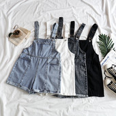 Salopeta de dama scurta din denim cu buzunare in patru culori