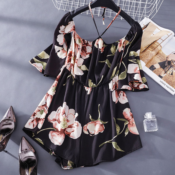 Γυναικεία κοντή ολόσωμη φόρμα με λουλουδάτο μοτίβο και μανίκια λωτού