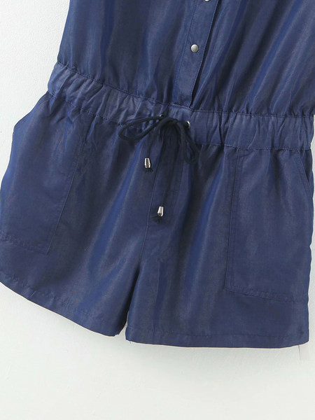 Salopeta scurta cu nasturi si cravate in talie