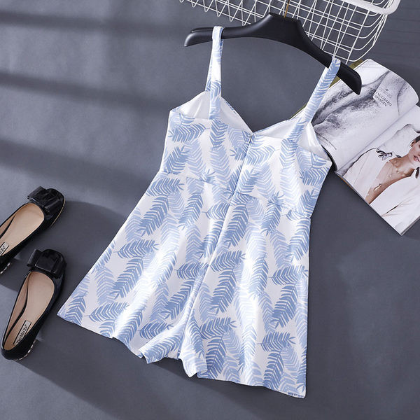 Salopeta scurta de dama cu model floral si bretele subtiri