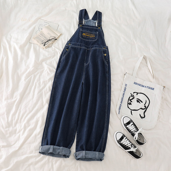 Salopeta de dama din denim cu buzunar si broderie