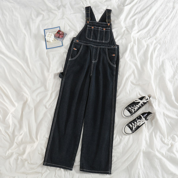 Ženski kombinezon od trapera - s džepovima i gumbima