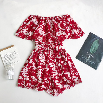 Ženski kombinezon s trakom i golim ramenima