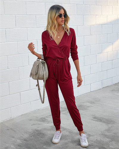 Σπορ-casual γυναικείες ολόσωμες φόρμες με μακριά μανίκια και λαιμόκοψη