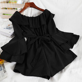 Salopetă scurtă de damă cu mâneci lotus și panglică