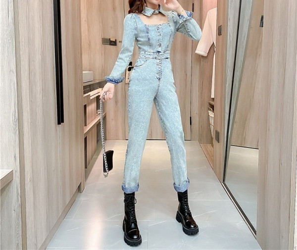 Salopeta de dama model nou din denim - de culoare albastra