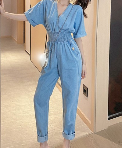 Salopetă de damă modernă din denim cu decolteu spitz în albastru